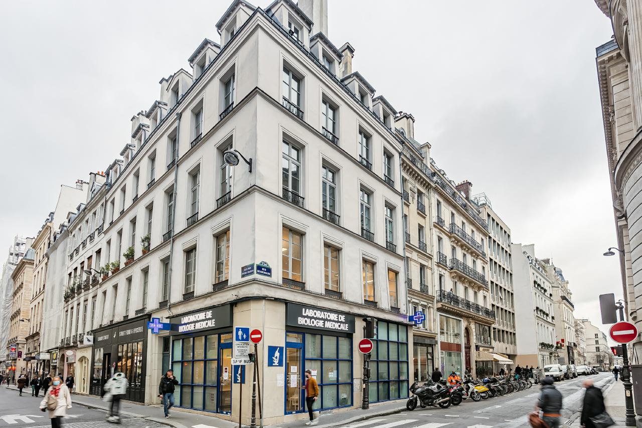 Bureau Paris 92m² Location bureau Paris OLBUR2312067 0